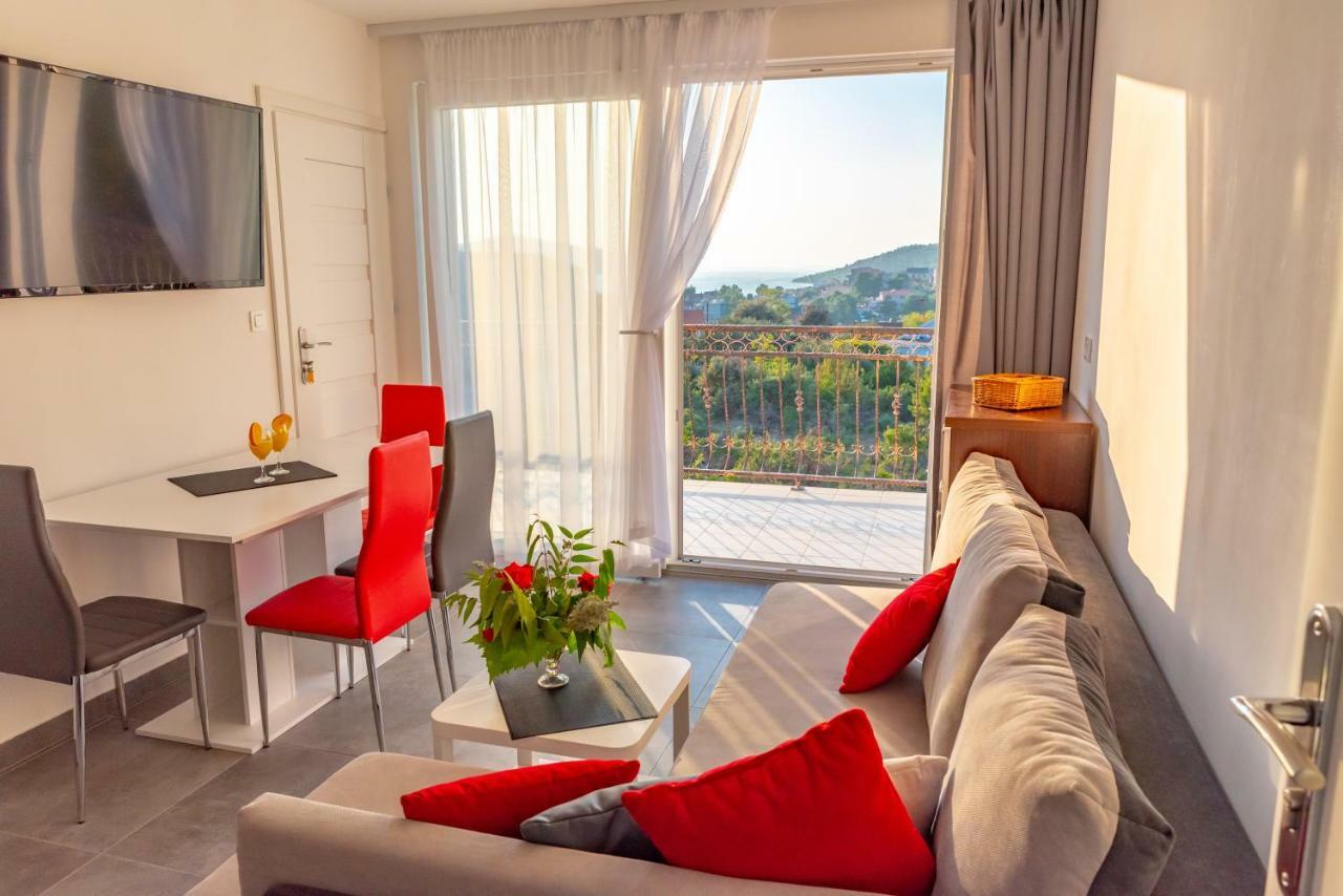 Apartmani Dalmacjia Grebaštica Exterior foto