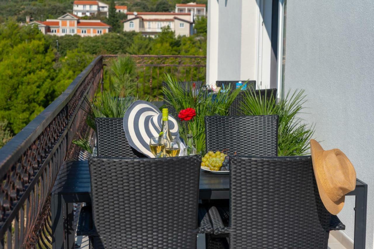 Apartmani Dalmacjia Grebaštica Exterior foto